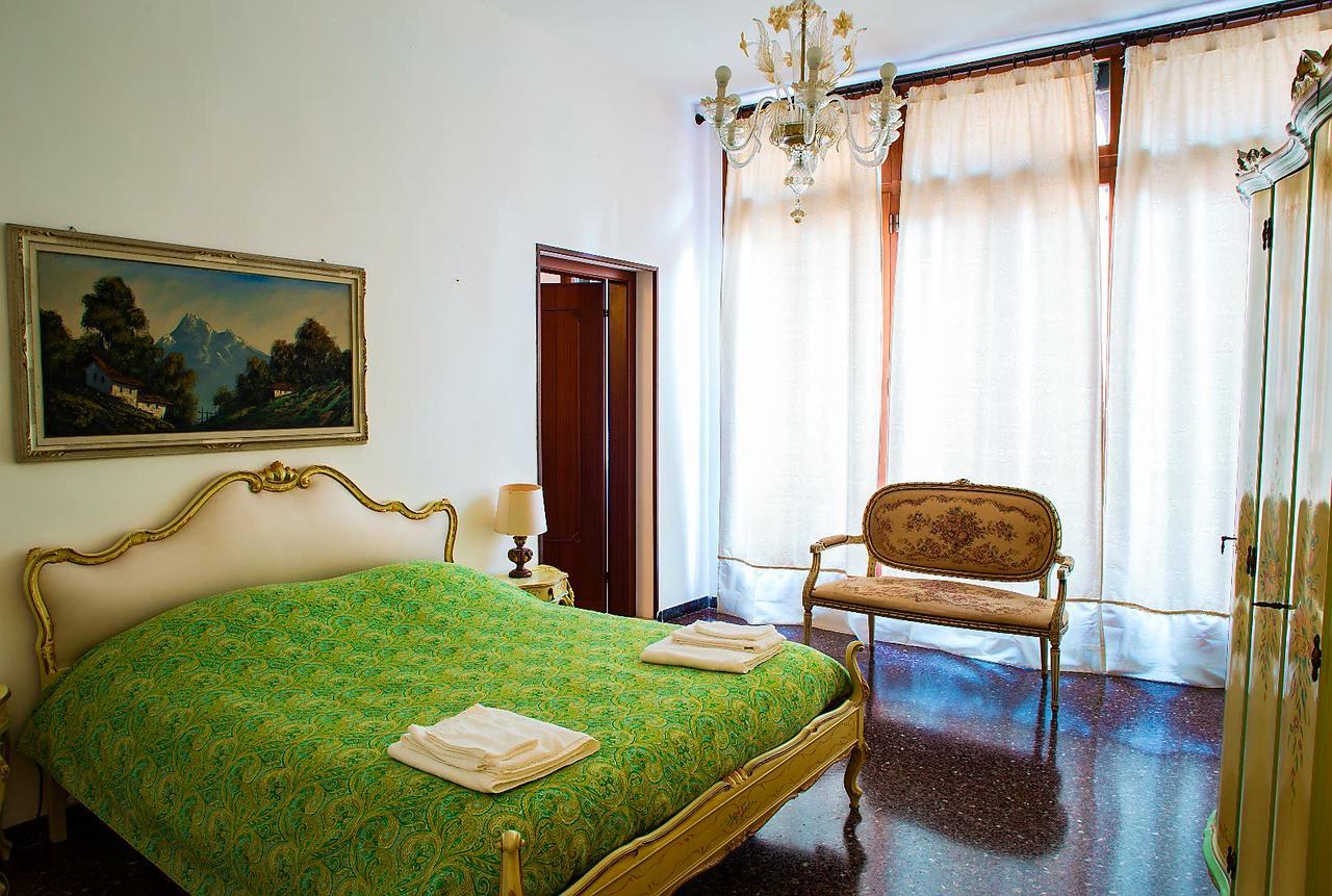 Appartamento Dei Frari Venecia Exterior foto